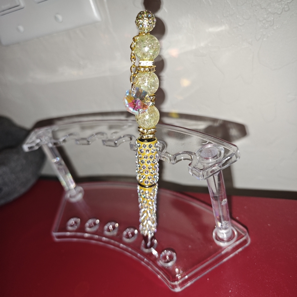 Elegant Gold and Diamond Bling Pen